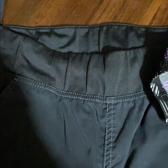 Scrub set - Picture 2 of 2